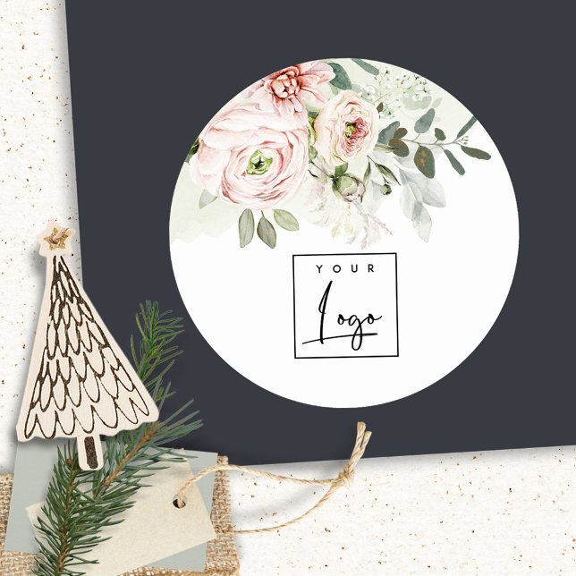 Soft Blush Pink Peony Leafy Botanisches Blumenlogo Runder Aufkleber (Von Creator hochgeladen)