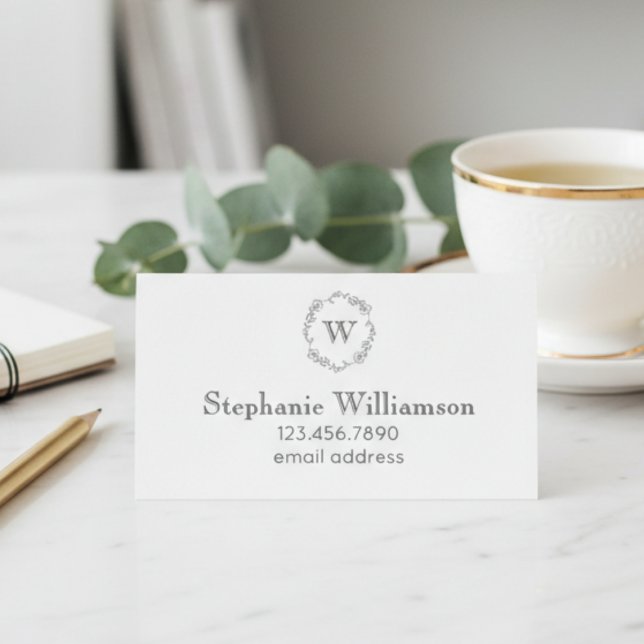 Soft Botanical Wreath Monogram – Chic Visitenkarte (Soft botanical monogram business card)