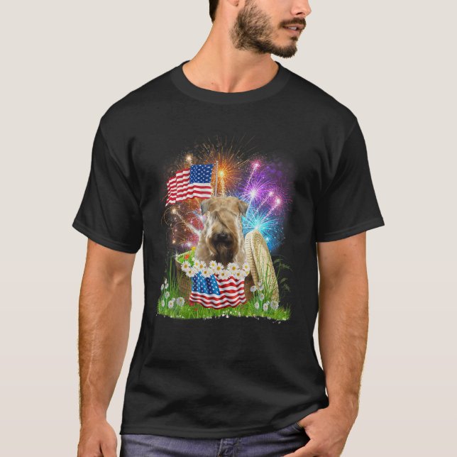 Soft Coated Wheaten Terrier USA Flag Firework 4th T-Shirt (Vorderseite)