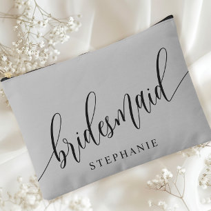 Soft Gray Bridesmaid Moderne Kalligrafie Zubehörtasche