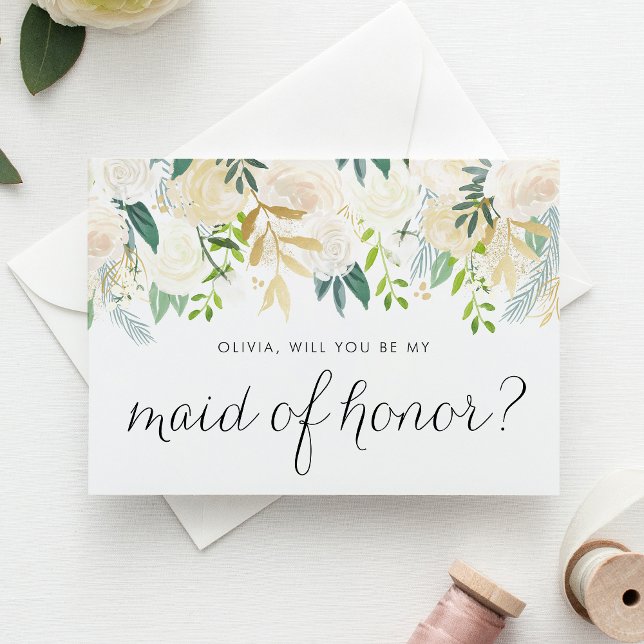 Soft Ivory Blumengarland meine Trauzeugin sein Einladungspostkarte (Will you be my maid of honor? Ask with this elegant ivory floral and faux gold foil proposal card.)
