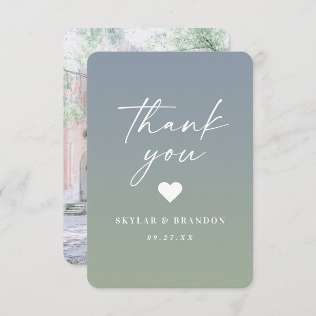 Soft Ombre Dusty Blue & Leaf Green Wedding Dankeskarte (Vorne/Hinten)