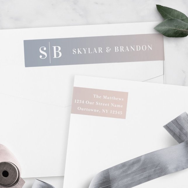 Soft Ombre Dusty Blue & Pink Wedding Mit Monogramm (Von Creator hochgeladen)