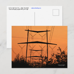 Soft orangefarbener Sonnenuntergang über Hochspann Postkarte