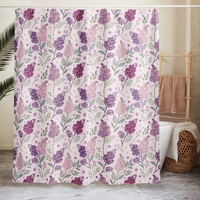 Soft Pink and Purple Lilac Floral Pattern   Duschvorhang (Von Creator hochgeladen)