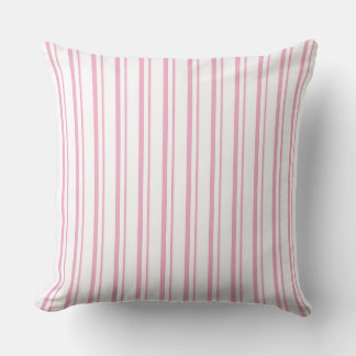 Soft Pink and White strips Kissen