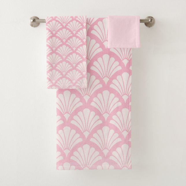 Soft Pink Art Deco Bath Towel Set (Insitu)