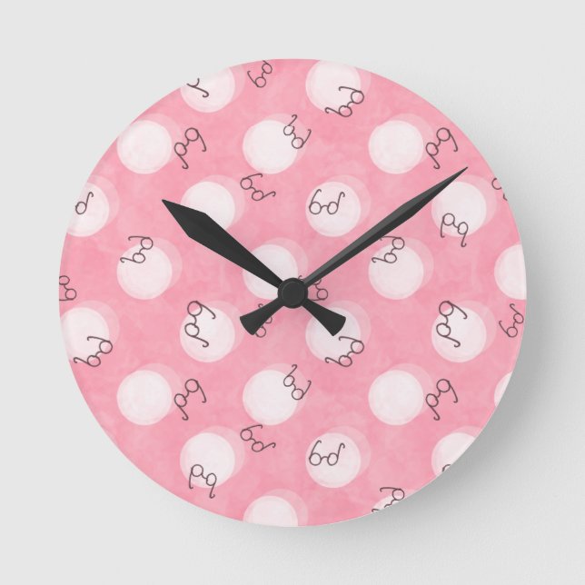 Soft Pink Cute Pattern – Minimal Aesthetic Polka Runde Wanduhr (Vorderseite)