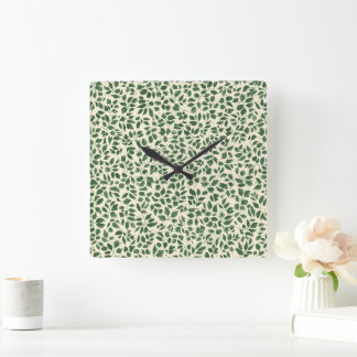 Soft Sage Green Botanical Leaf Foliage Pattern Quadratische Wanduhr