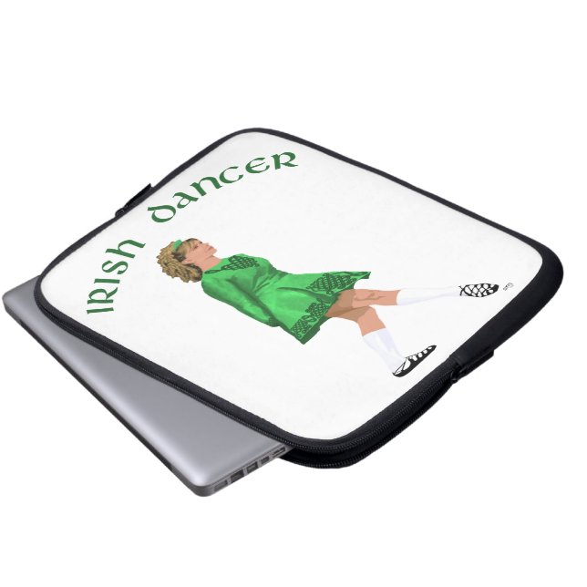 Soft Shoe Irish Dancer in Green Laptopschutzhülle (Vorne Knopf)