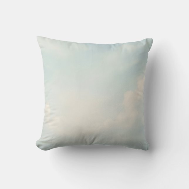 Soft Sky Throw Kissen (Vorderseite)