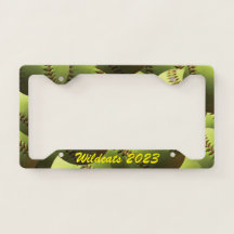 Softbälle mit Team-Namen und Jahr