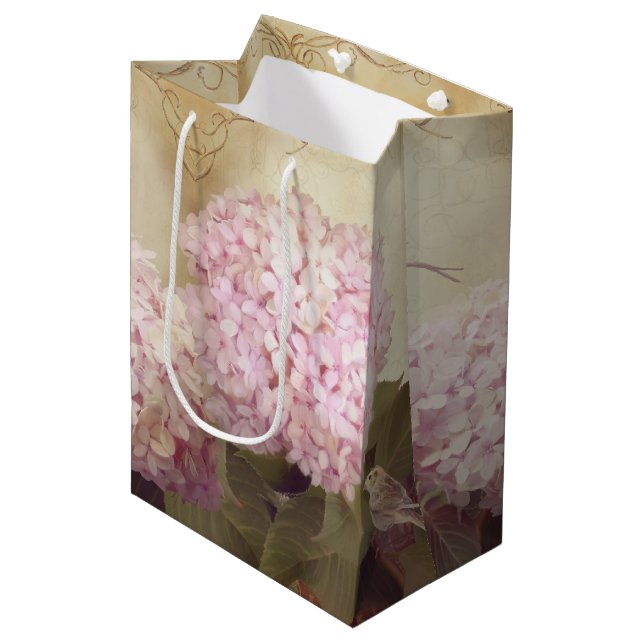 SoftSummer Hydrangea Blush Pink Gold Vintag Mittlere Geschenktüte (Vorderseite Schrägansicht)