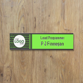 Software-Thema Binärkode-Technologie-Geschäft: eig Türschild