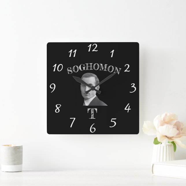 Soghomon T Wanduhr (Zuhause)
