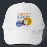 Solar Eclipse August 21 2017 American Funny Truckerkappe<br><div class="desc">Am 21. August 2017 wird eine totale Sonnenfinsternis in weiten Teilen der Vereinigten Staaten sichtbar sein. Es heißt "Great American Solar Eclipse". Wenn Sie dieses aufregende Ereignis feiern möchten, ist dieses humorvolle Design perfekt für Sie. Der Wangen-Parodie-Text imitiert Texte und sagt: "Es kam wie ein Blockball hinein / Wir konnten...</div>