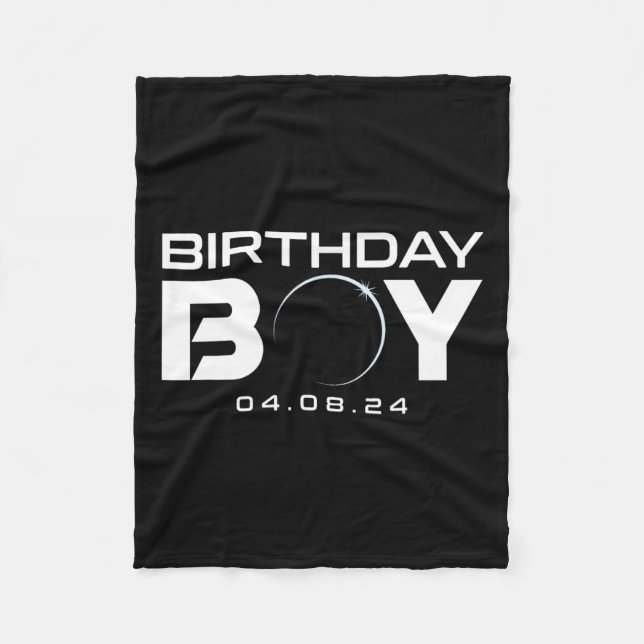 Solar Eclipse Birthday Boy insgesamt 8. April 2024 Fleecedecke (Vorderseite)