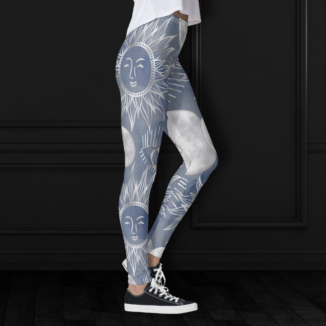 Solar Mystique | Dusty Blue Silver Moon Stars Sun Leggings (Von Creator hochgeladen)