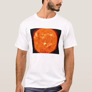 Solartätigkeit auf dem Sun 2 T-Shirt
