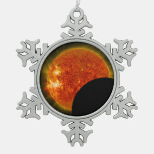 Solarzellen-Eclipse in Arbeit Schneeflocken Zinn-Ornament