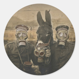 Soldaten Esel und Gasmasken Runder Aufkleber