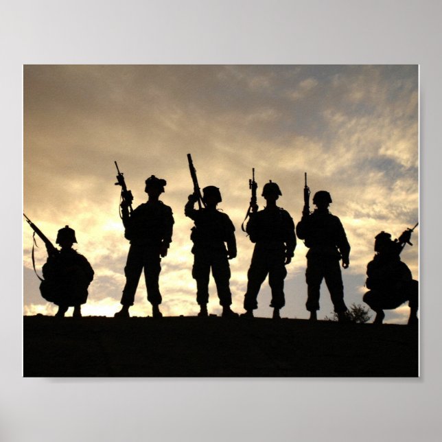 Soldaten für militärische Silhouetten der Patrouil Poster (Vorne)
