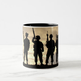 Soldaten im Silhouette-Militär Zweifarbige Tasse