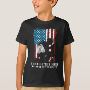 Soldier Proud Veterans Day American Flag T-Shirt