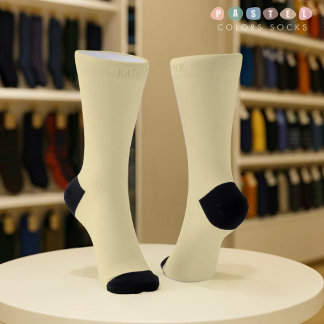 Solide weiche Lichtpastell-Bananengelb-Farbe Socken