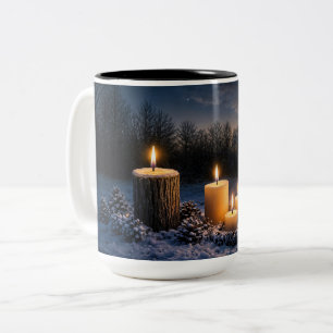 Solstitium Kerzen im Schnee inspiriert Zweifarbige Tasse