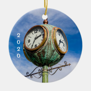 Solvang, Straßenecken-Uhr und Windpumpe Keramik Ornament