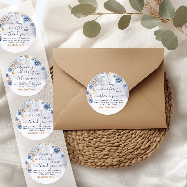 Something Blue Before I Do Bridal Shower Floral Runder Aufkleber (Celebrate the bride-to-be with these elegant Something Blue Before I Do bridal shower stickers,)