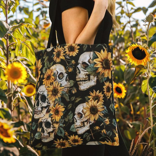 Sommer-Gothschädel und Sonnenblumen Spooky (Von Creator hochgeladen)