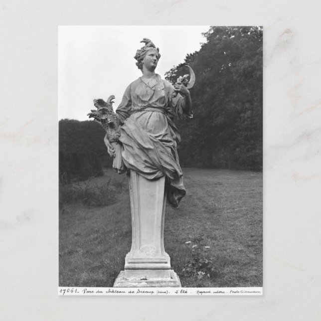 Sommer, Statue im Garten Postkarte (Vorderseite)