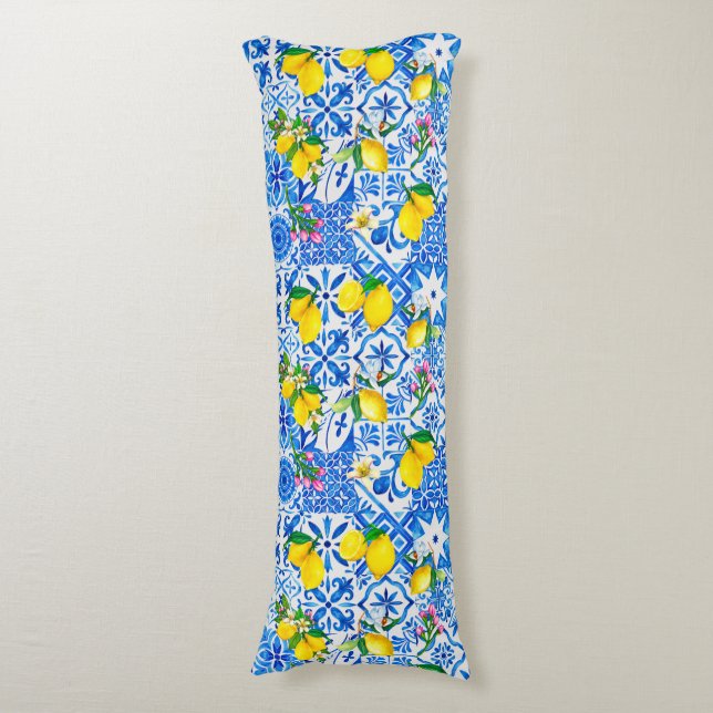 Sommerblau Sizilien Amalfi Mediterrane Majolika Seitenschläferkissen (Vorderseite Vertikal)