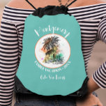 SommerFamilienurlaub Türkis Sportbeutel<br><div class="desc">Eine stilvolle Zugsaitentasche bietet eine Sommerferienanleitung auf türkisfarbenem Hintergrund,  Ihren Familiennamen und das Jahr in schicker Schrift. Perfekte Taschen zu Sachen mit lustigen Sachen für jeden in Ihrem Urlaub.</div>