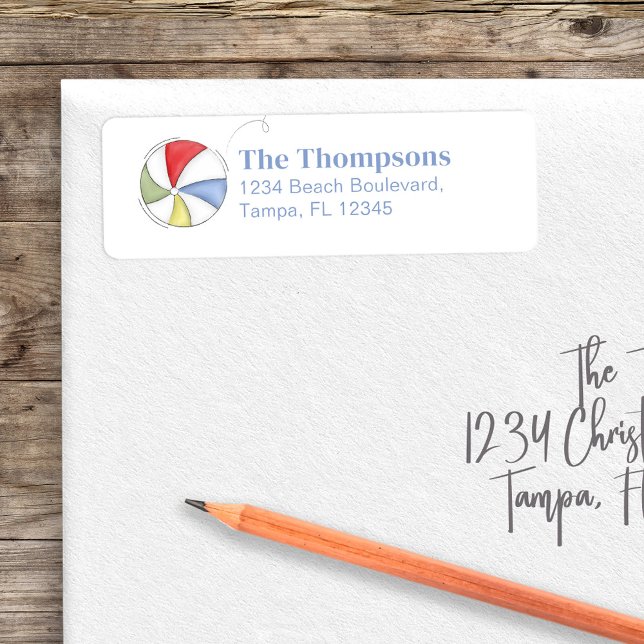 Sommerfarbige Beach Balls Personalisiert (Return address label with a whimsical beach balls.)
