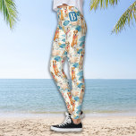 Sommerhunde Personalisiertes Monogramm Muster Leggings<br><div class="desc">Genießen Sie einen erholsamen Tag mit unseren stilvollen und modernen Leggings im Sommer mit einem niedlichen Hundeschlittenmuster, das sich perfekt für jeden Strandtag oder Trainingstag eignet. Diese Leggings sind mit einem farbenfrohen und auffälligen Druck gestaltet, der bezaubernde Hunde zeigt, was sie zu einem großartigen Konversationsstarter macht. Das leichte und atmungsaktive...</div>