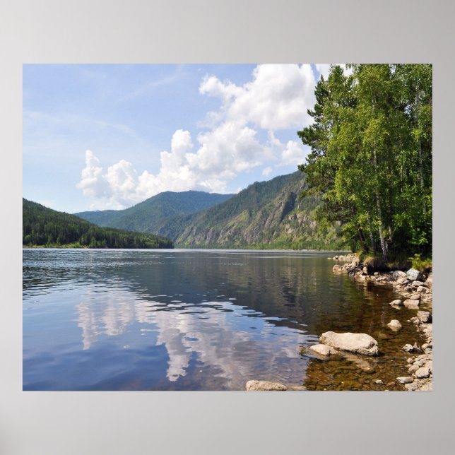 Sommerlandschaft mit Fluss Poster (Vorne)