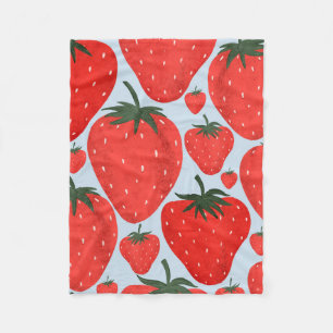 Sommermuster mit leicht abgeschiedenen Erdbeeren Fleecedecke