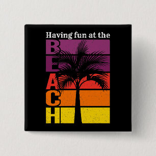 Sommerurlaub mit Spaß im Retro Beach Button