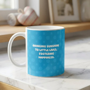 Sonne in kleine Leben bringen Glückliches Pflegeel Kaffeetasse