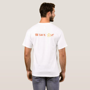 Sonne ist draußen Minimale Sonnenschein-Typografie T-Shirt