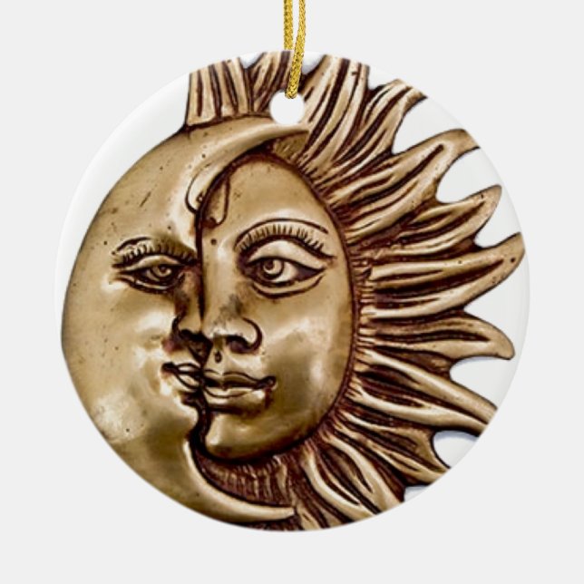 SONNE-UND MOND-CHARME-ENTWURF KERAMIKORNAMENT (Vorne)