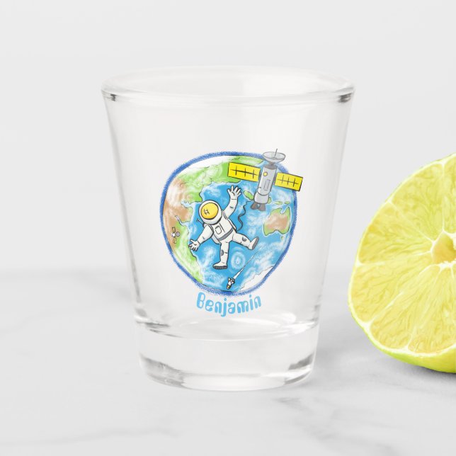 Sonnenastronaut im Weltraum und Cartoon der Erde Schnapsglas (Vorderseite)