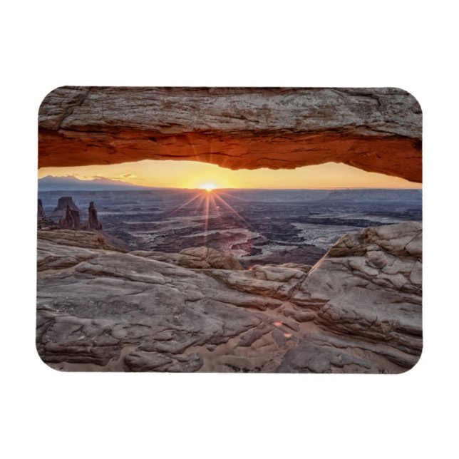 Sonnenaufgang am Mesa Arch, Canyonlands National P Magnet (Horizontal)