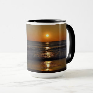 Sonnenaufgang am Strand von Shirley Taylor Tasse