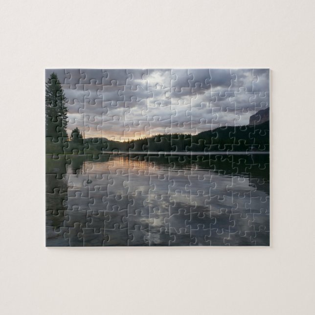 Sonnenaufgang am Swiftcurrent Lake II Puzzle (Horizontal)