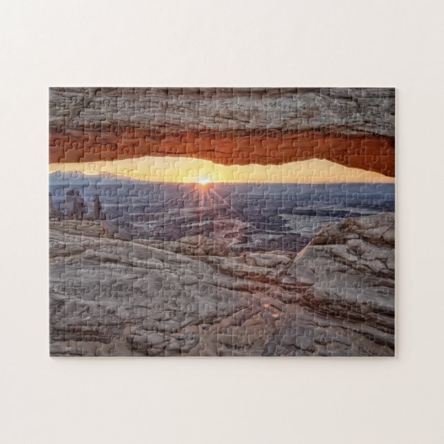 Sonnenaufgang an MESA-Bogen, Canyonlands Puzzle (Horizontal)