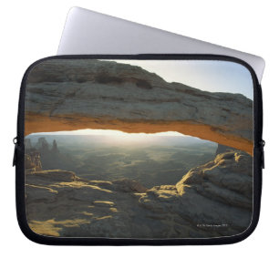 Sonnenaufgang an MESA-Bogen Laptopschutzhülle